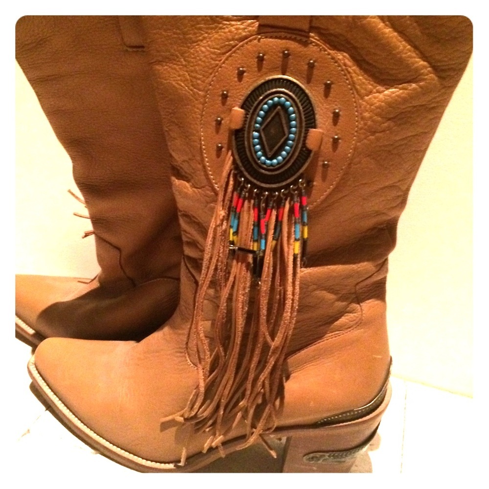 Gorgeous boots, etched metal, tassels & beading!
